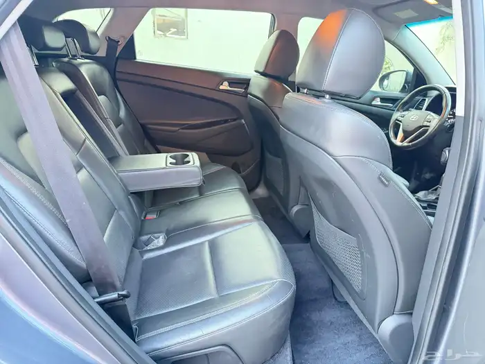 للبيع توسان 2020 بنزين بطاقه جمركيه وارد كوريا 19