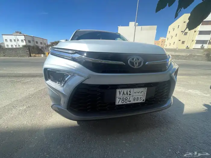 تويوتا اوربان كروزر موديل 2026 للبيع قير اوتماتيك 0