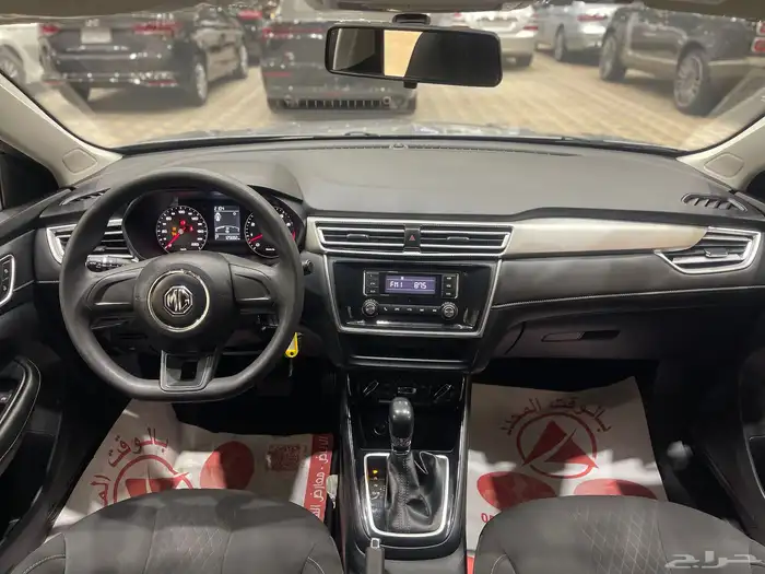 ام جي 5 موديل 2022 8