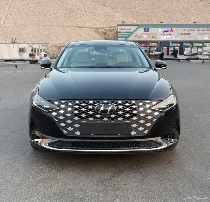 هونداي ازيرا 2022 ( 4 سلندر ) فل كامل بدون بانوراما للبيع 1