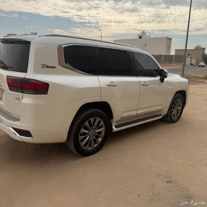 جيب تويوتا في اكس موديل 22 ديزل ثاني مستخدم 2