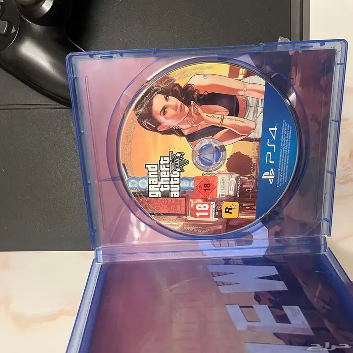 سوني 4 شغال و يد نظيفة و شريط قراند 1