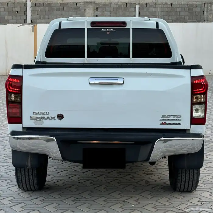 ايسوزو ديماكس 2018 دبل فل كامل LS قير اتوماتيك بدي وكاله 5