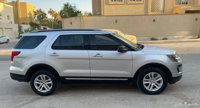 فورد اكسبلور 2019 XLT 4WD 3
