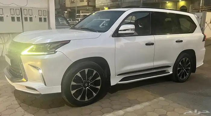 جيب لكزس 2019 بلاك دشن اصل 7