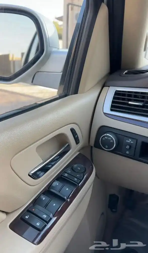 كادلك اسكاليد قصير 17