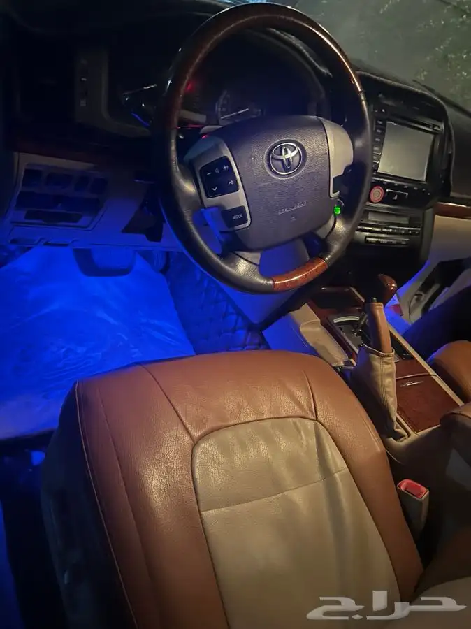 للبيع حي اكس آر بريمي2014 4