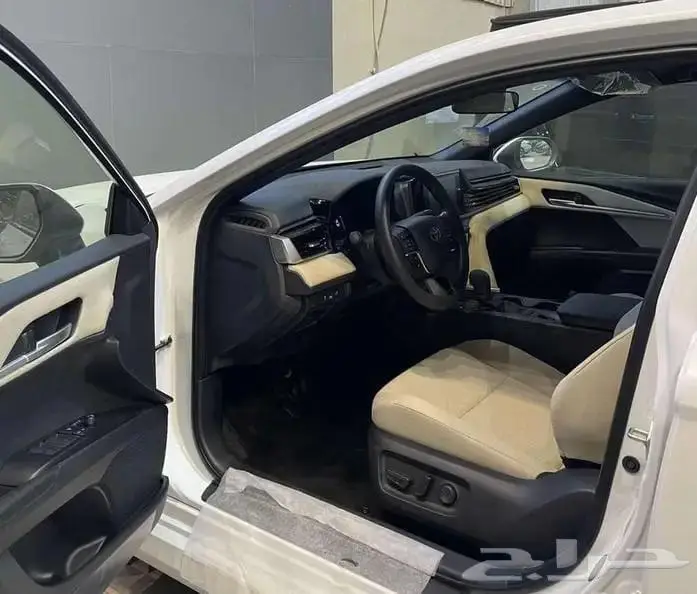 تويوتا كامري E هايبرد وبنزين 2025 ايجار منتهي بالتمليك اقساط 7