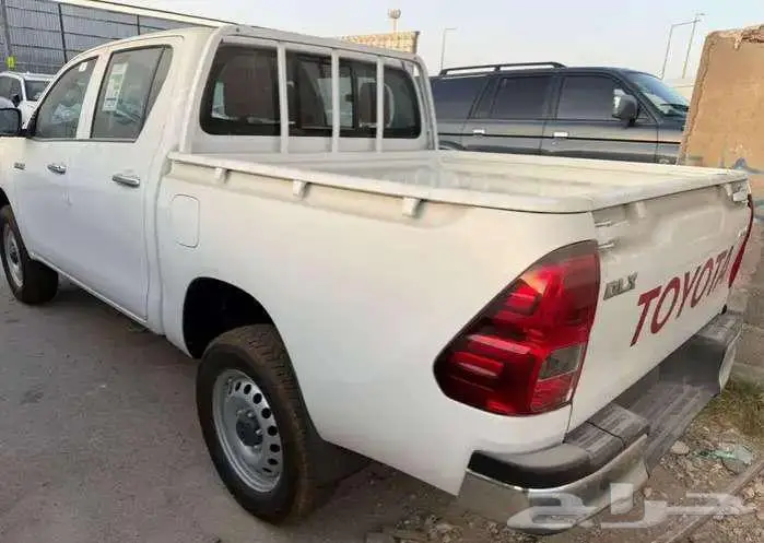 تويوتا هايلوكس غمارتين سلق 2025 خليجي دبل بنزين 2