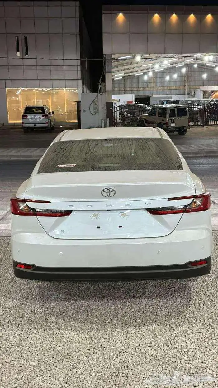 عرض خاص كامري 2025 E بنزين سعودي 105 شامل 6