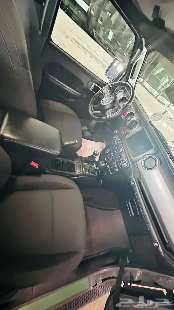 رانجلر سبورت 4 باب اسمنتي 2021 11