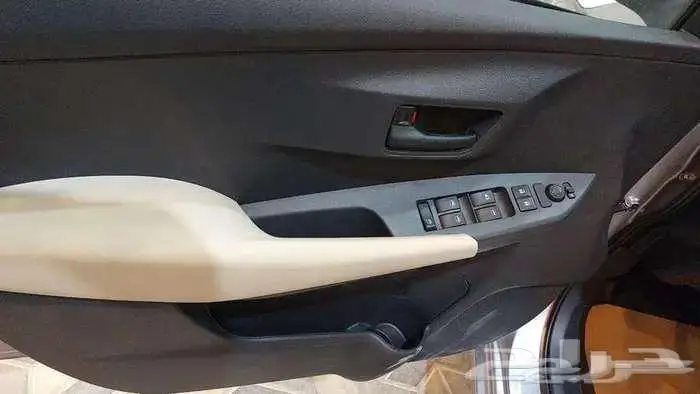 تويوتا يارس 2026 Y سعودي اسود 9