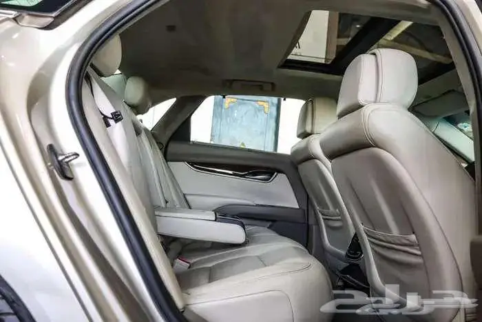 كاديلاك XTs4 موديل 2013 13