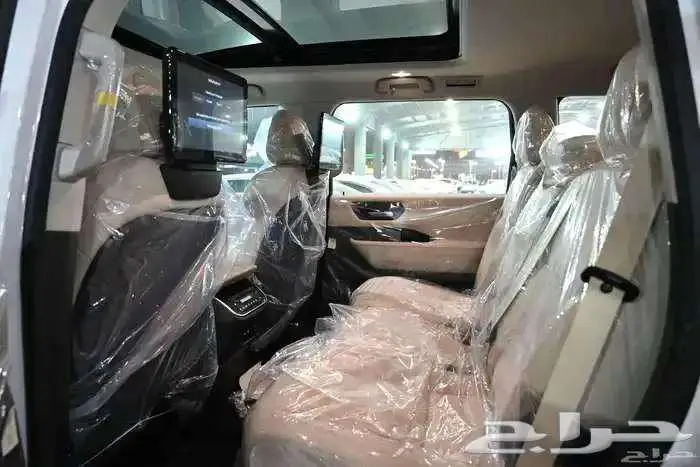 نيسان باترول فئة SE2 موديل 2026 ضمان بترومين 7