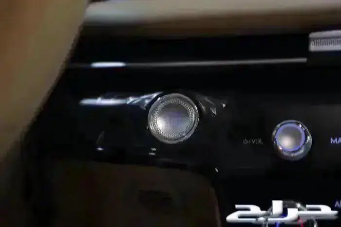 جينيسس G80 بريستيج بانوراما جلد اربعة سلندر موديل 2025 17