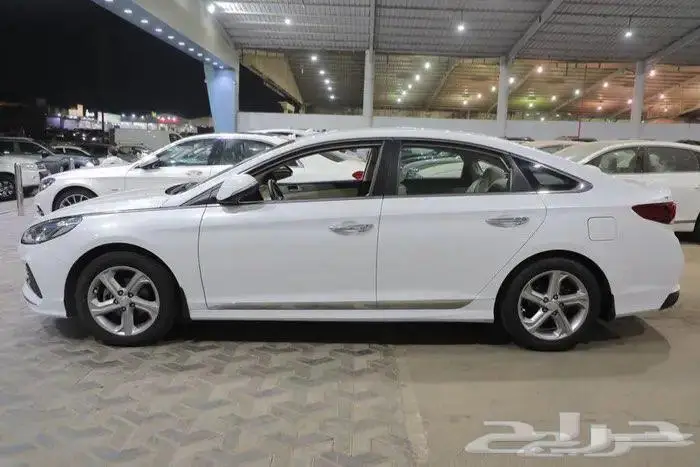 هيونداي سوناتا اسمارت نص فل اربعة سلندر موديل 2018 4