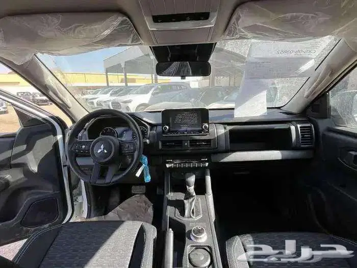 ميتسوبيشي L200 2024 نقد و تقسيط 3