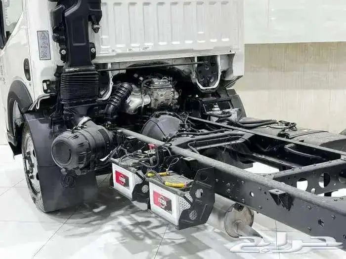 دينا 4طن اشوك ليلاند 2023 8