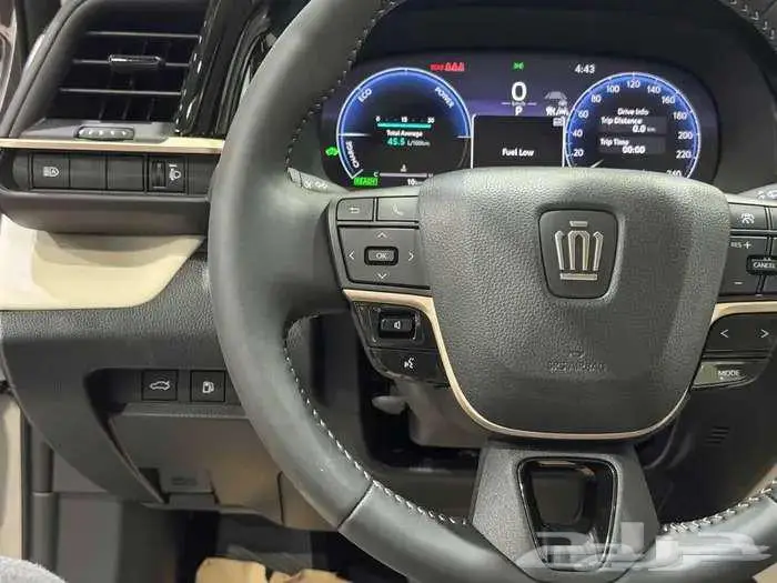 تويوتا كراون موديل 2026 كاش و اقساط 25