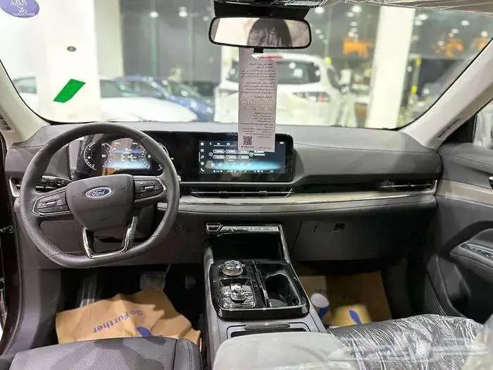 فورد تيريتوري ترند ابيض 2024 7