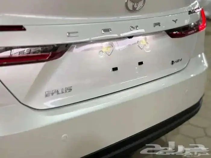 تويوتا كامرى E PLUS هايبرد 2025 5