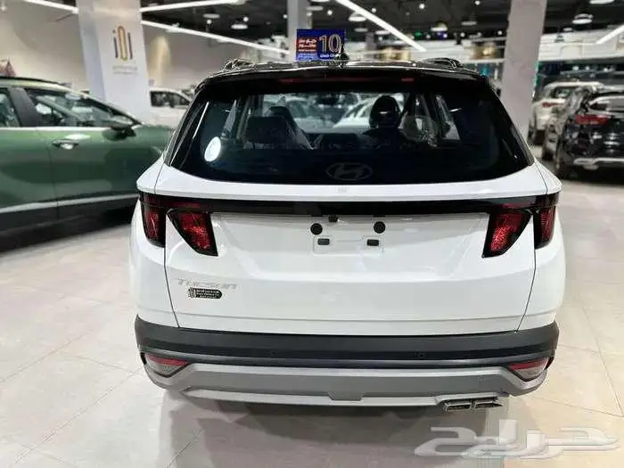 هيونداي توسان سمارت 1.6 سقف اسود 2025 3