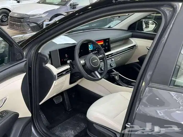 هيونداي توسان سمارت 1.6 سقف اسود 2025 5