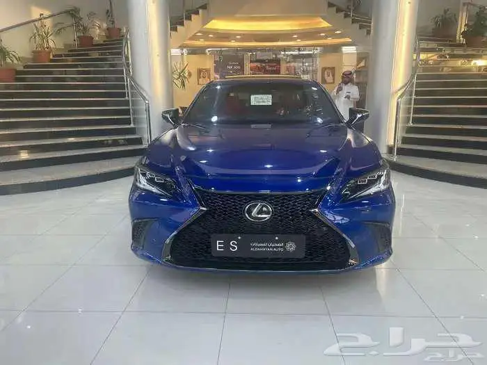 لكزس ES350 F سبورت - وارد عبداللطيف جميل 2025 0