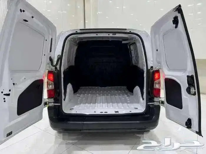 فيات دوبلو 2025 فان بضاعه فيرينو بترومين 2