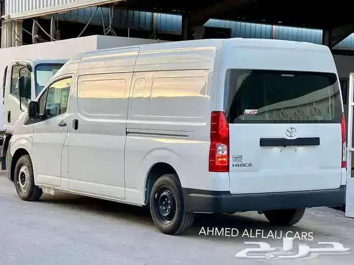 تويوتا هايس فان بضاعه ديزل سقف عالي قير عادي 2026 5