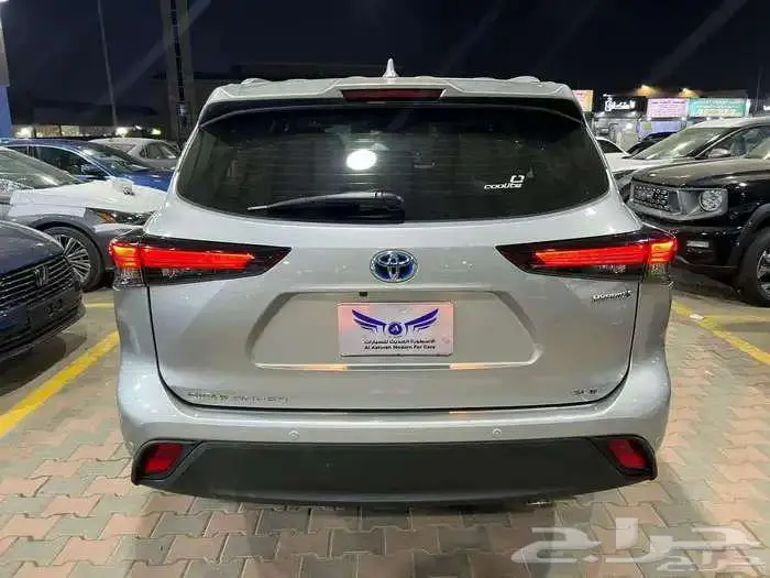 تويوتا هايلاندر 2024 GLE 3