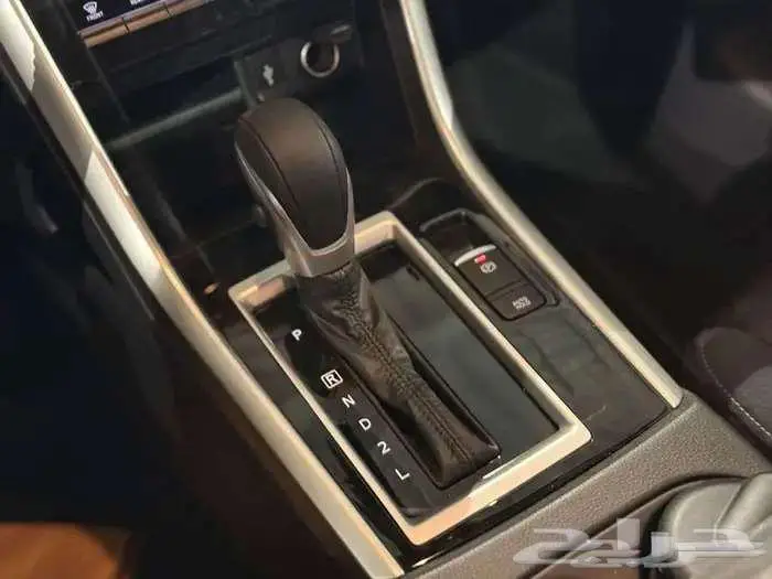 ميتسوبيشي اكسباندر كروس فل موديل 2025 بوجد احتكاك صغيرة 8