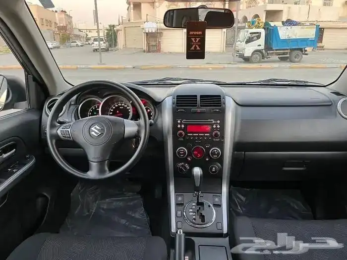 سوزوكي جراند فيتارا 2018 ( ربع ) بحالة الوكاله 9