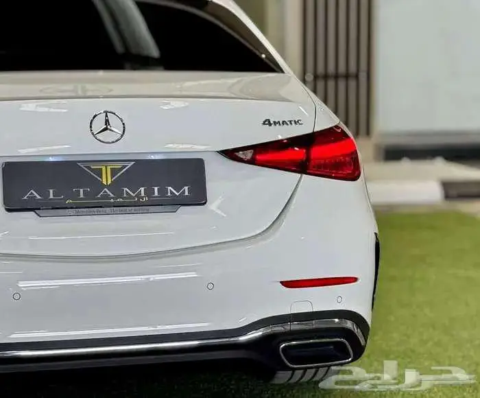 مرسيدس C300 - 4MATIC موديل 2023 بنزين(كاش- بنك) 8