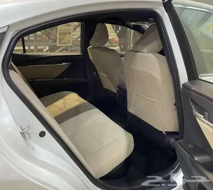 تويوتا كامري E هايبرد وبنزين 2025 ايجار منتهي بالتمليك اقساط 5