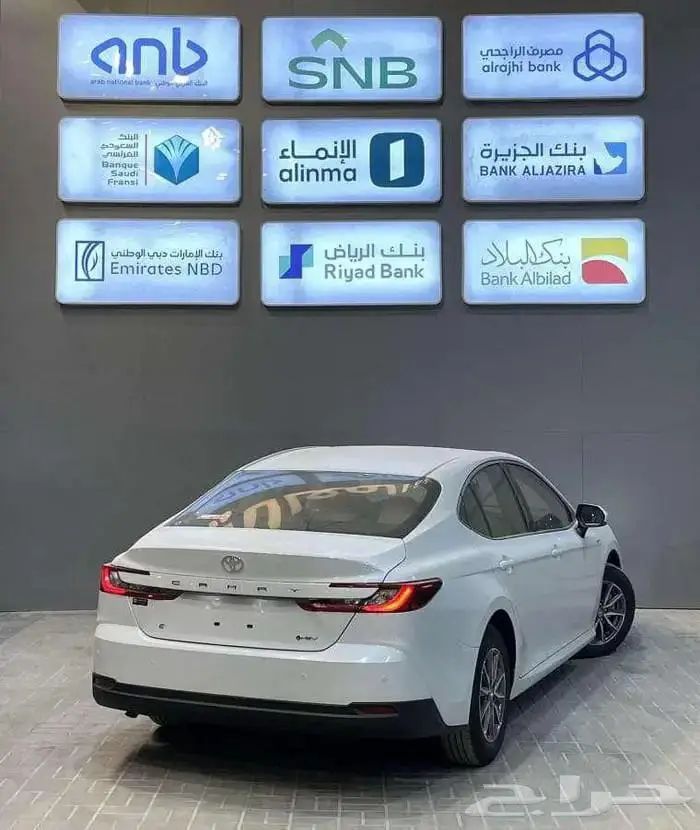 تويوتا كامري E هايبرد وبنزين 2025 ايجار منتهي بالتمليك اقساط 9