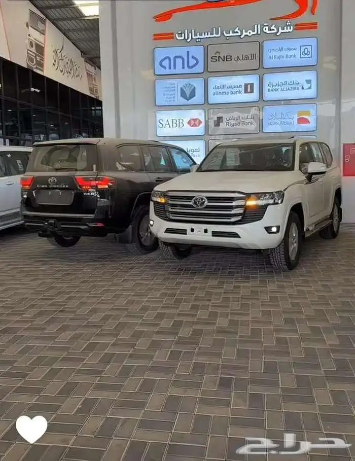 تويوتا لاند كروزر GXR L2 تنفس طبيعي 2025 0
