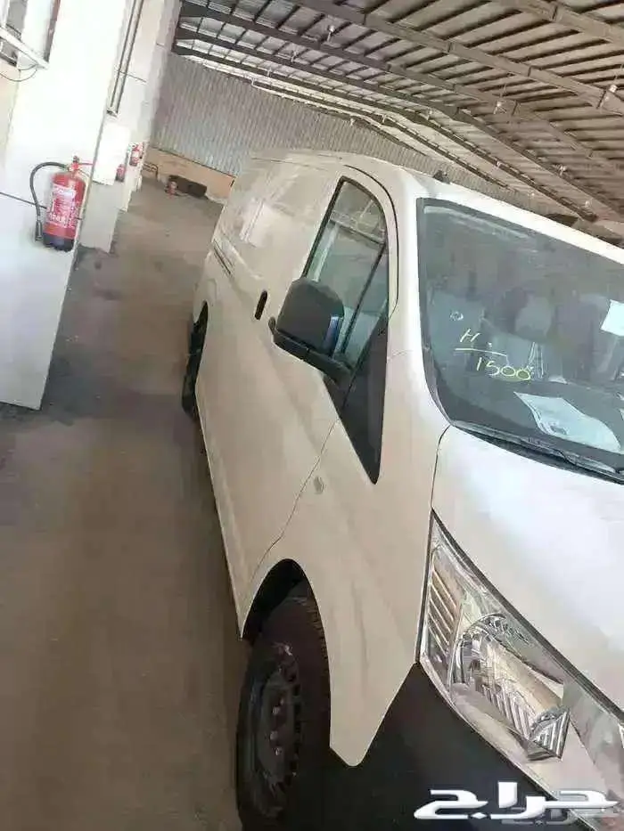 تويوتا هايس بضاعه ديزل جير عادى سقف منخفض 2026كاش وتمويل.. 1