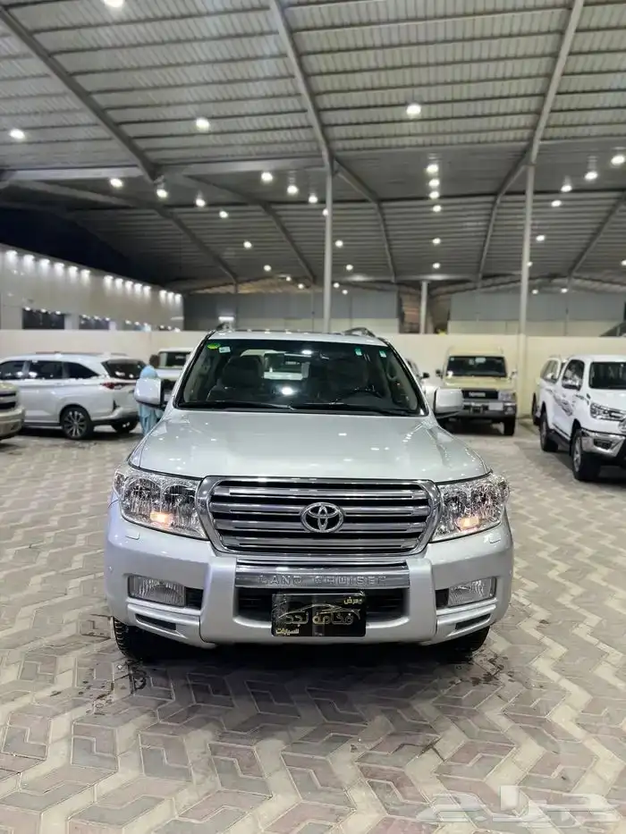 تويوتا لاندكروزر فكسار 2010 بريمي فل كامل ماشي 222 الف 0