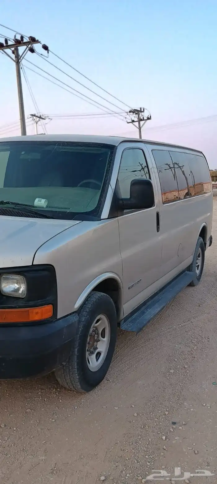 للبيع فان جي ام سي سافانا 2006 اص قصير 12 راكب 0