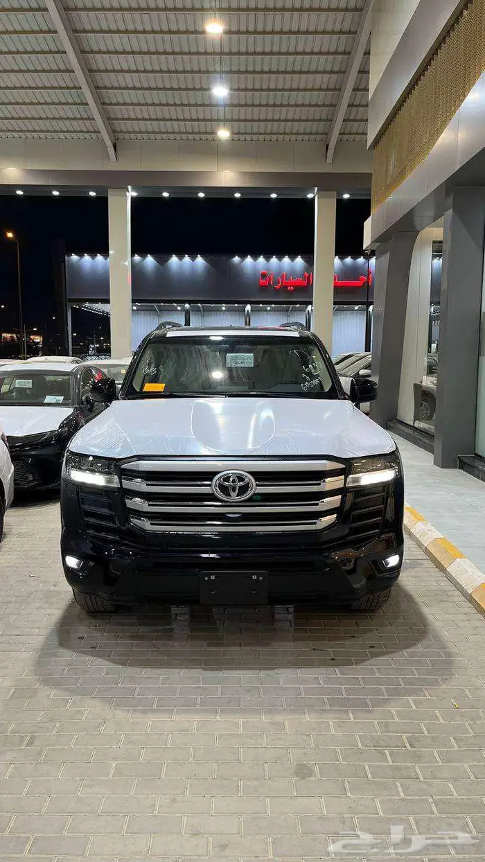 تويوتا صالون GXR L2 سعودي 2026 0