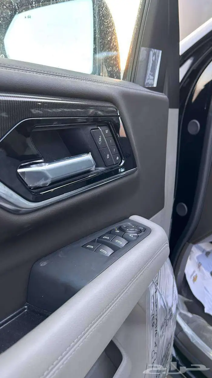 يوكن الفيشن موديل2025 لدى الخضر للسيارات 8