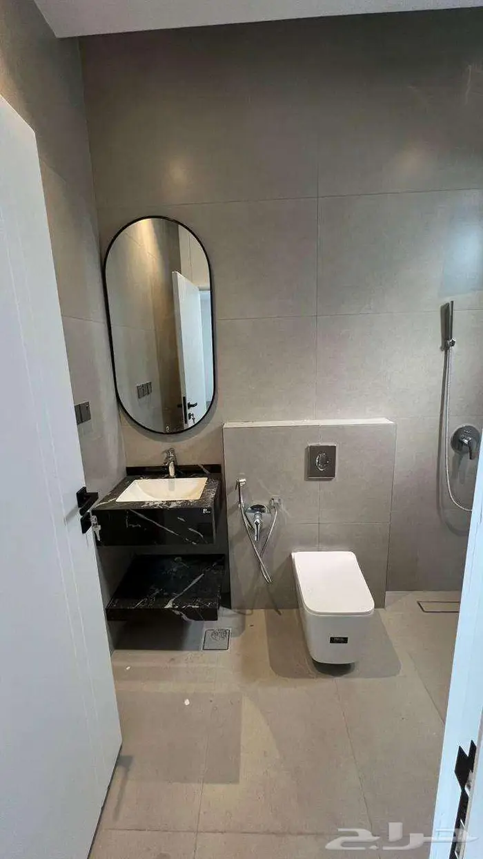 للايجار استوديو عوائل بسعر 35000 سنويا حي المونسية-عرض 1461H 4