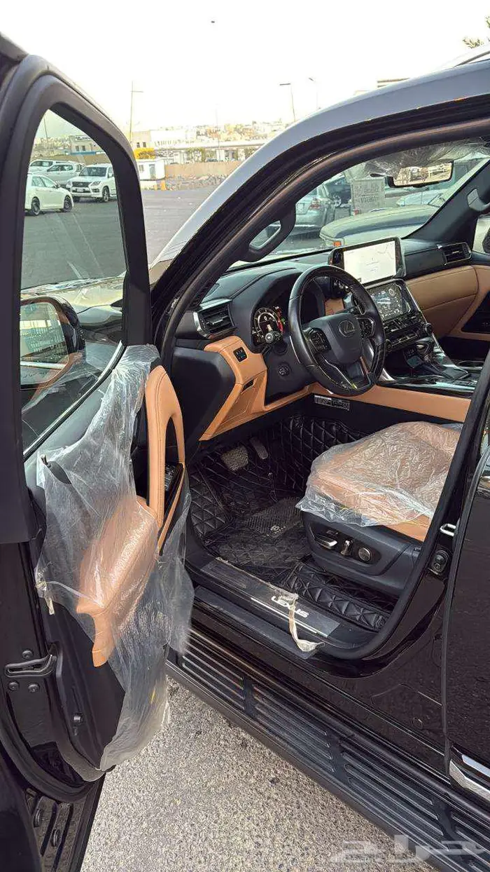 لكزس LX600 BB سعودي موديل 2024 3