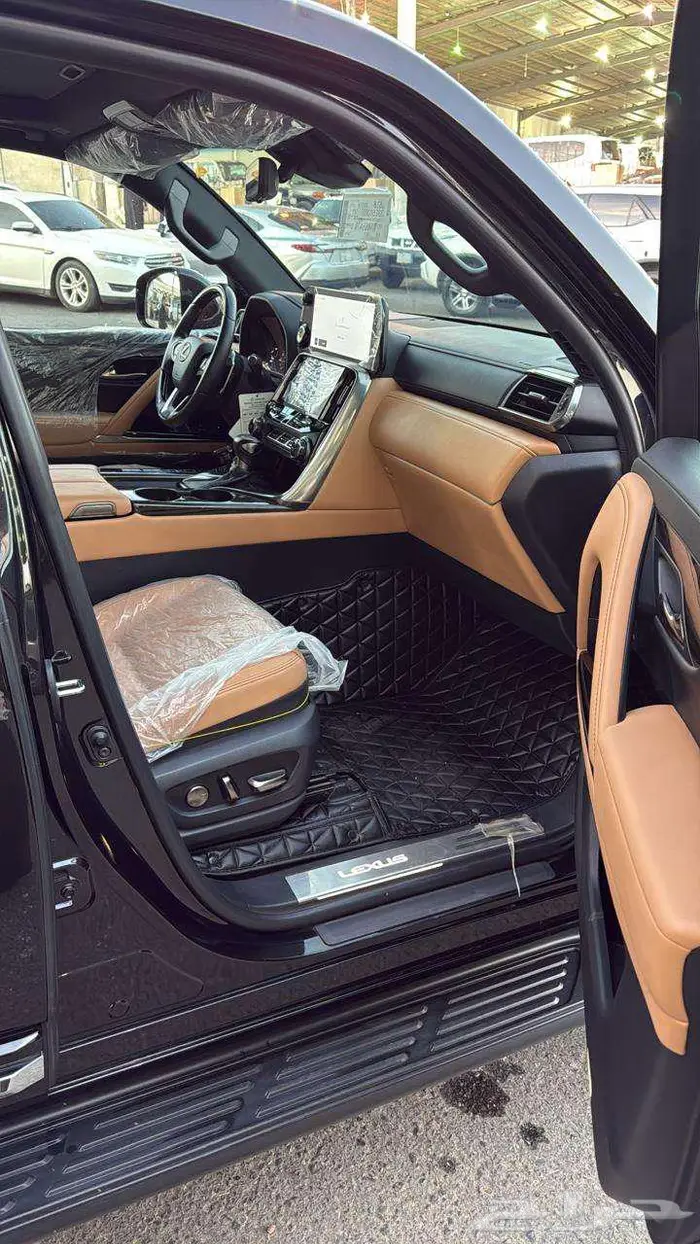 لكزس LX600 BB سعودي موديل 2024 5