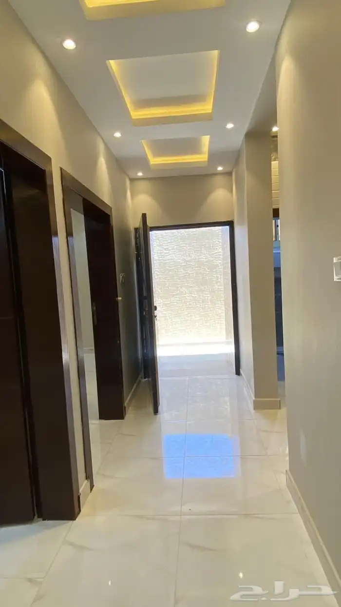 شقه ارضيه فاخره حي الربوه الواديين 2