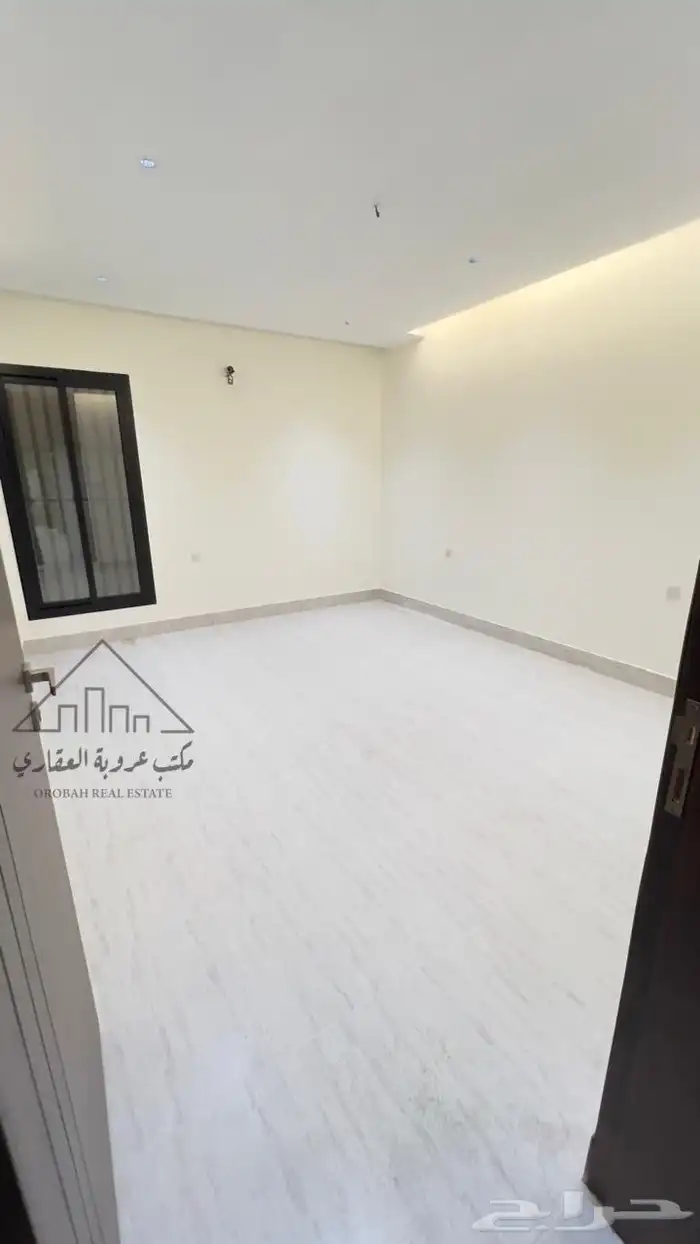 للبيع فيلا روف ارضي تمليك تبوك حي مروج الامير ب 790 الف 4