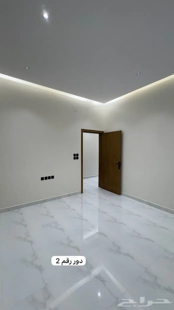 اعرض لكم عقارين ادوار ارضيه كل دور بصك مستقل راس بلكه 18