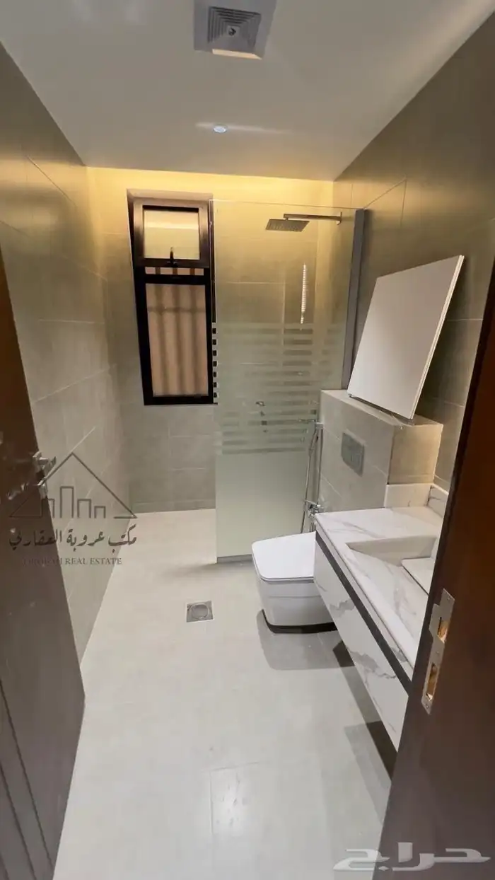 للبيع فيلا روف ارضي تمليك تبوك حي مروج الامير ب 790 الف 14