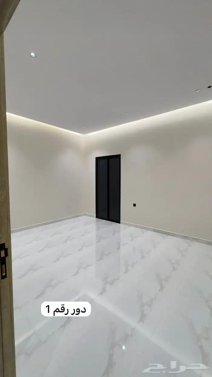 اعرض لكم عقارين ادوار ارضيه كل دور بصك مستقل راس بلكه 34